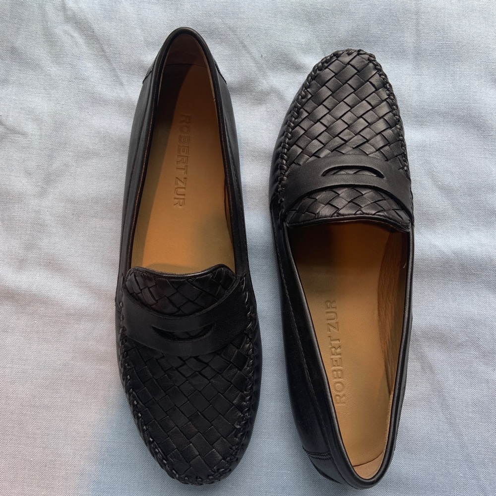 Brand new Robert Zur black loafers